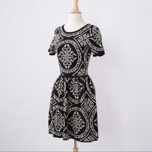 Romeo + Juliet Couture damask sweater dress!